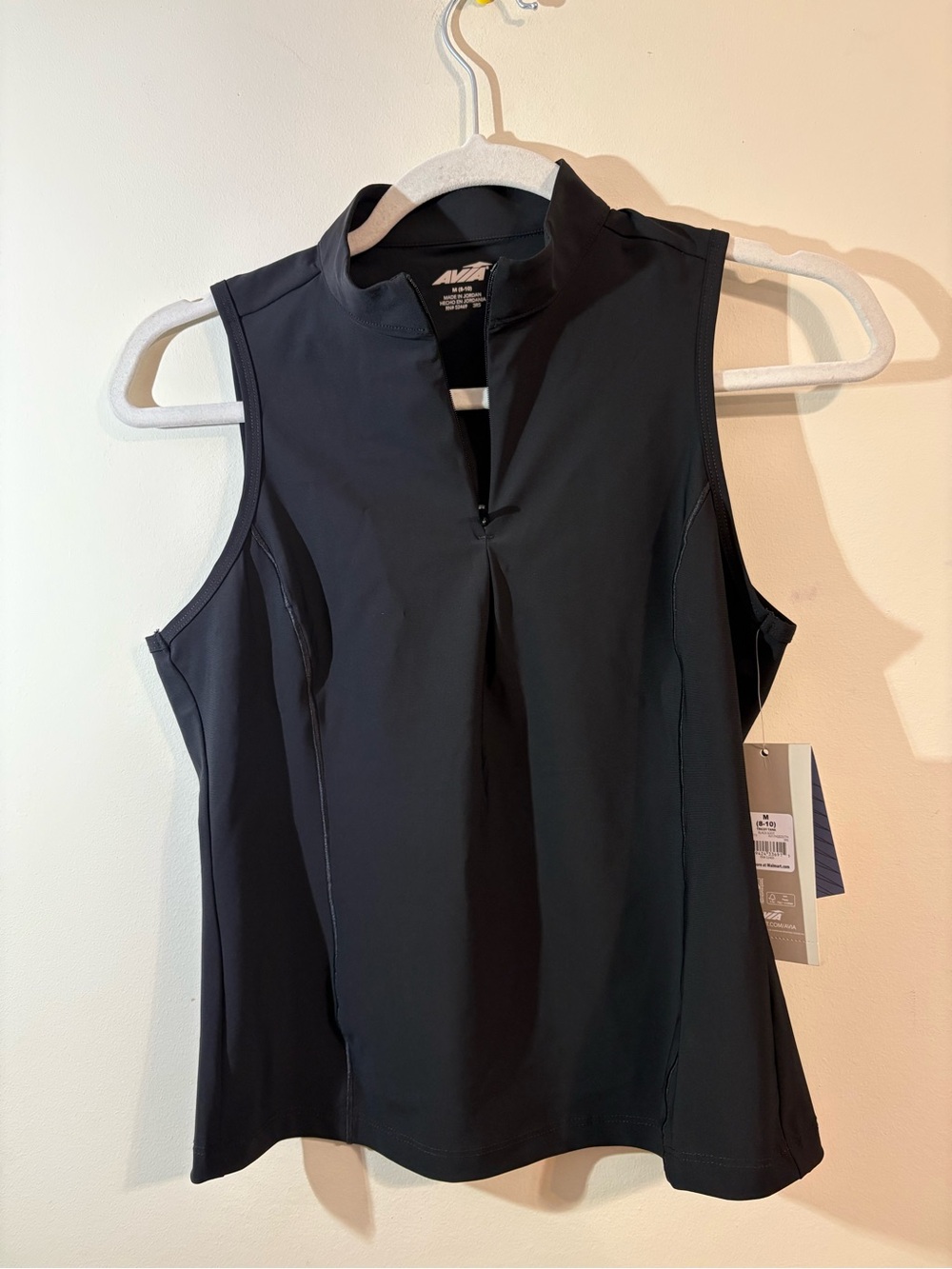 Avia sleeveless mock neck tank top Women medium quarter-zip Sleeveless black NWT